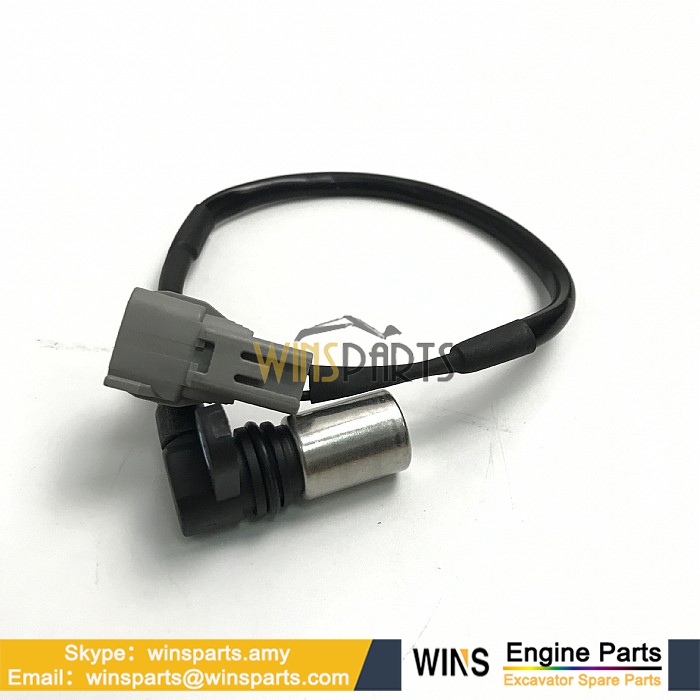 8-97306113-1 8973061131 ISUZU 4HK1 6HK1 ENGINE SPEED TACHOMETER SENSOR Crankshaft Sensor John Deere 220DW 225DLC 450DLC 650DLC 850DLC Spare Parts (1)