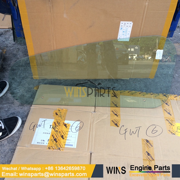 YN02C03054P1 CAB WINDOW Roof GLASS Kobelco SK210DLC-8 SK75-8 SK70 SK210LC-8 SK200-8 SK135SRLC-2 SK210D-8 Excavator Spare Parts (1)