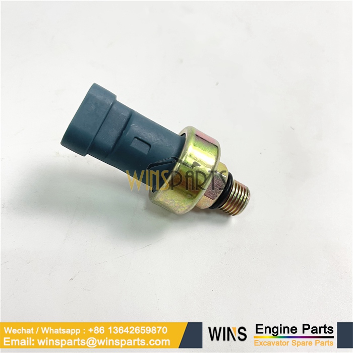 AT213971 4353686 Hydraulic Pressure Sensor SWITCH Hitachi