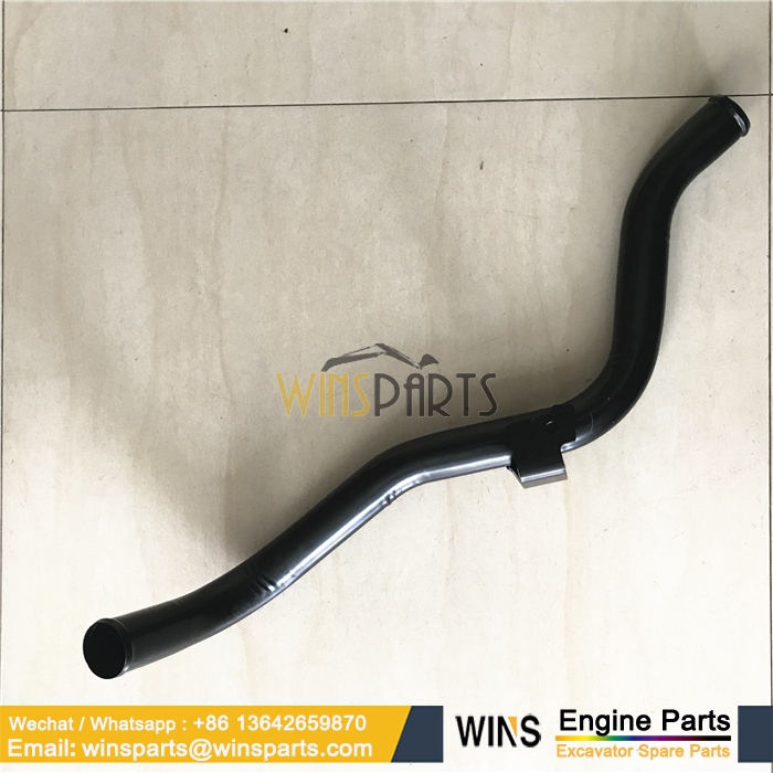 LQ05P01308P1 RADIATOR HOSE Intercooler PIPE New Holland E265BJ E265B (2)