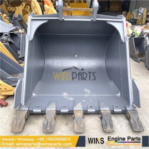 Kobelco BUCKET ASSY STD WITH BUCKET TOOTH