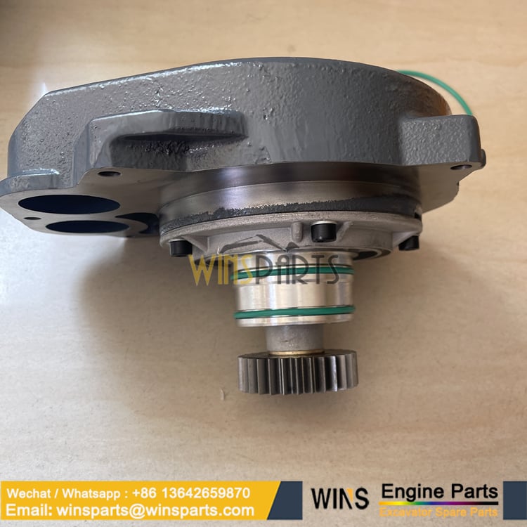 10132817 D934 WATER PUMP Liebherr