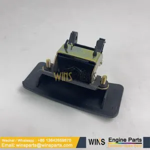 XB00000991 CAB DOOR HANDLE Hitachi