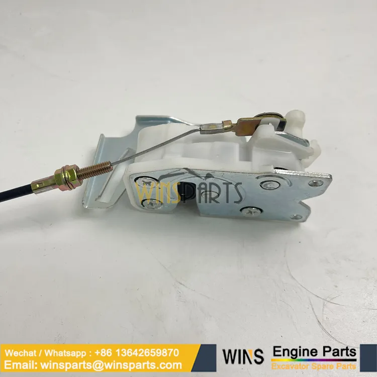 XB00000992 Hitachi CAB DOOR LOCK ZX210H-5G ZX210K-5G ZX250H-5G ZX250LCN-5B ZX670LCH-5G ZX870LC-5G